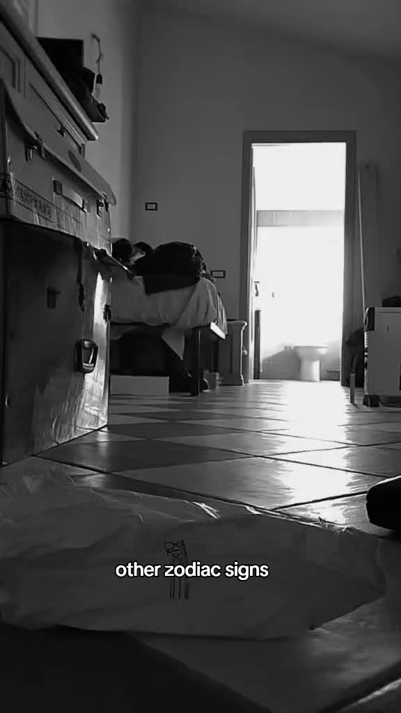 @𝓪𝓼𝓲𝓪✮˚.⋆🐾