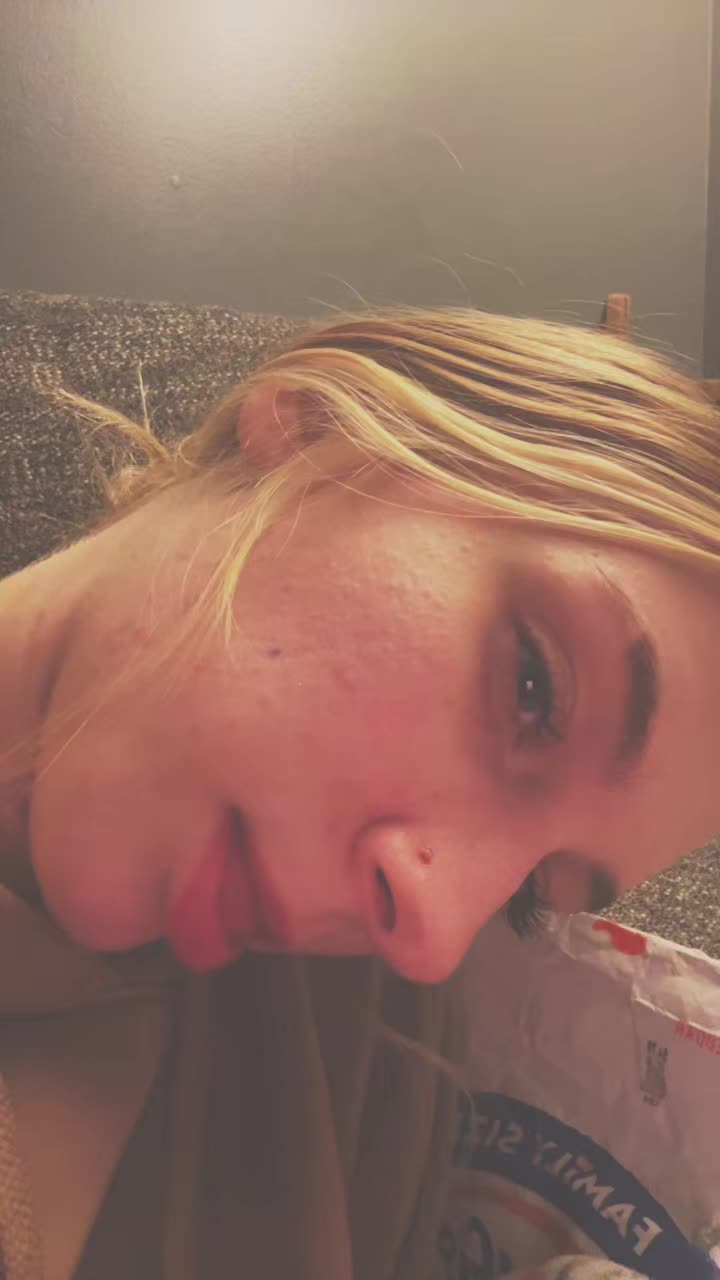 @IAMRLYHERE