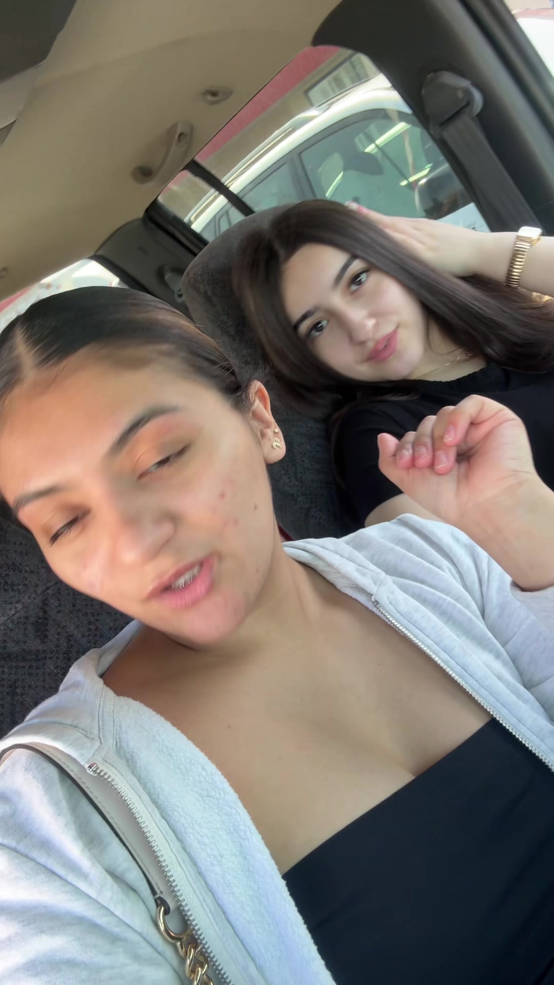 @viviana