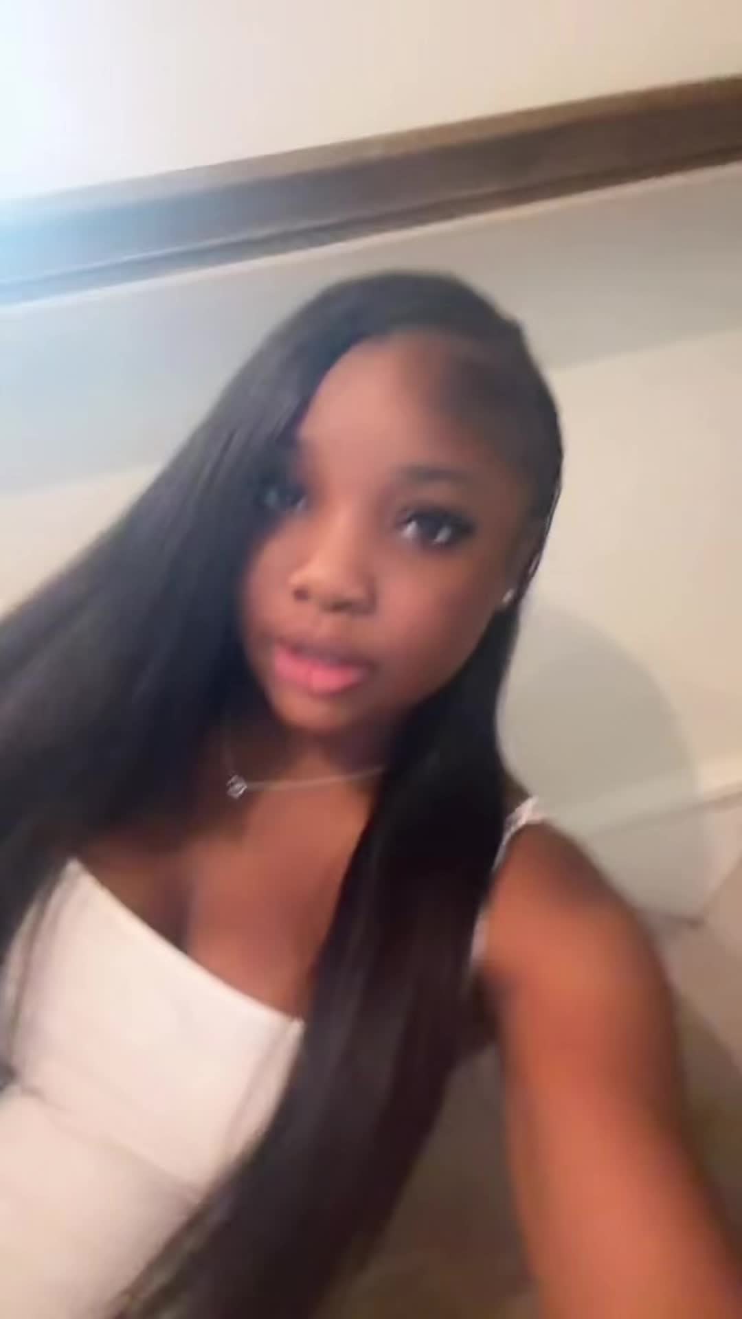 @plsfreeblo