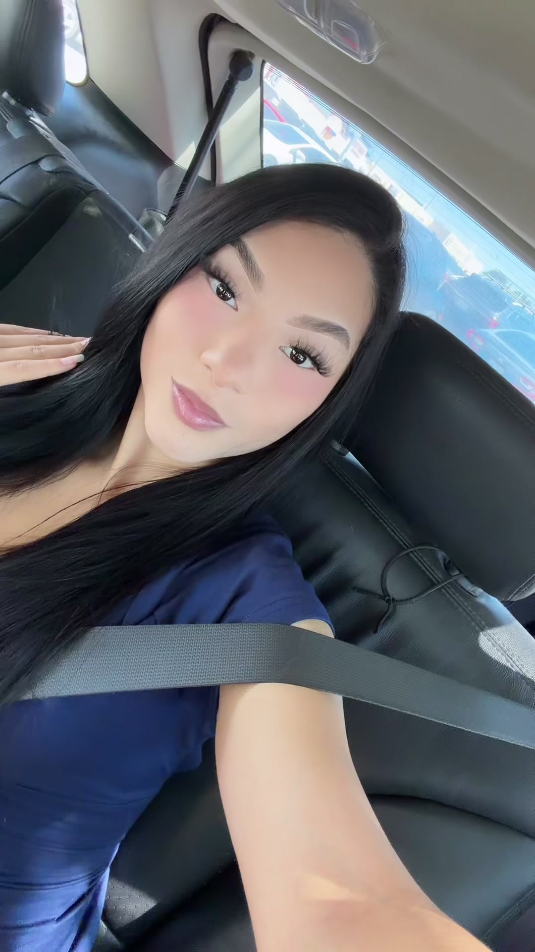 @breahana