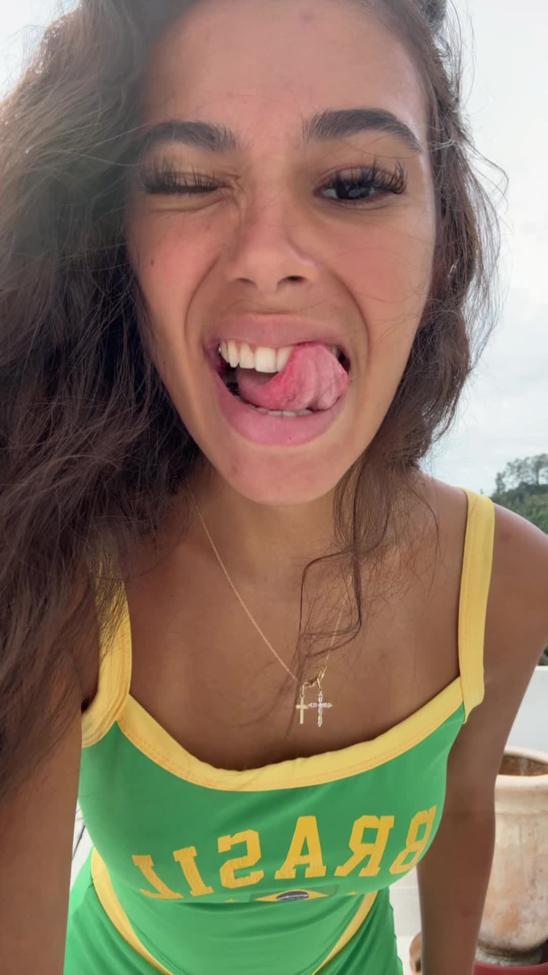 @LAEYA
