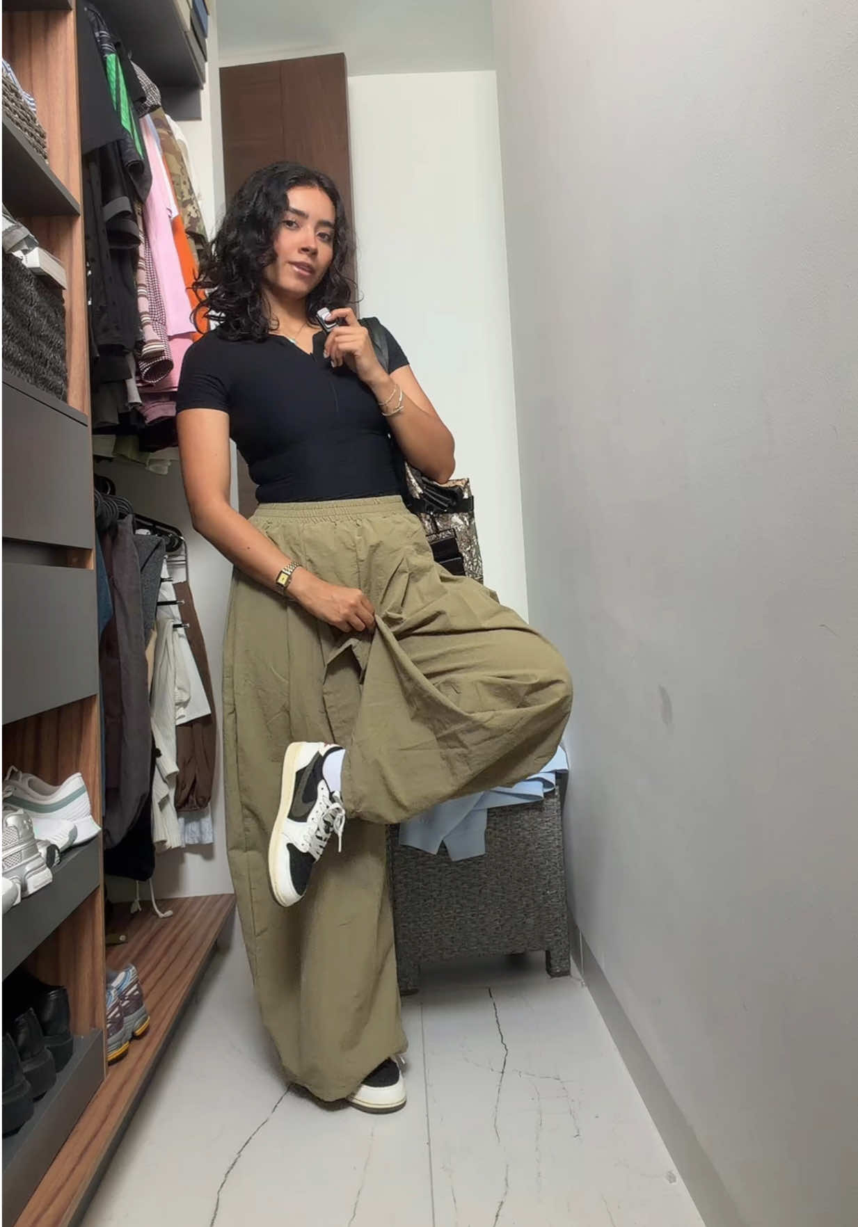 @Paris Servin