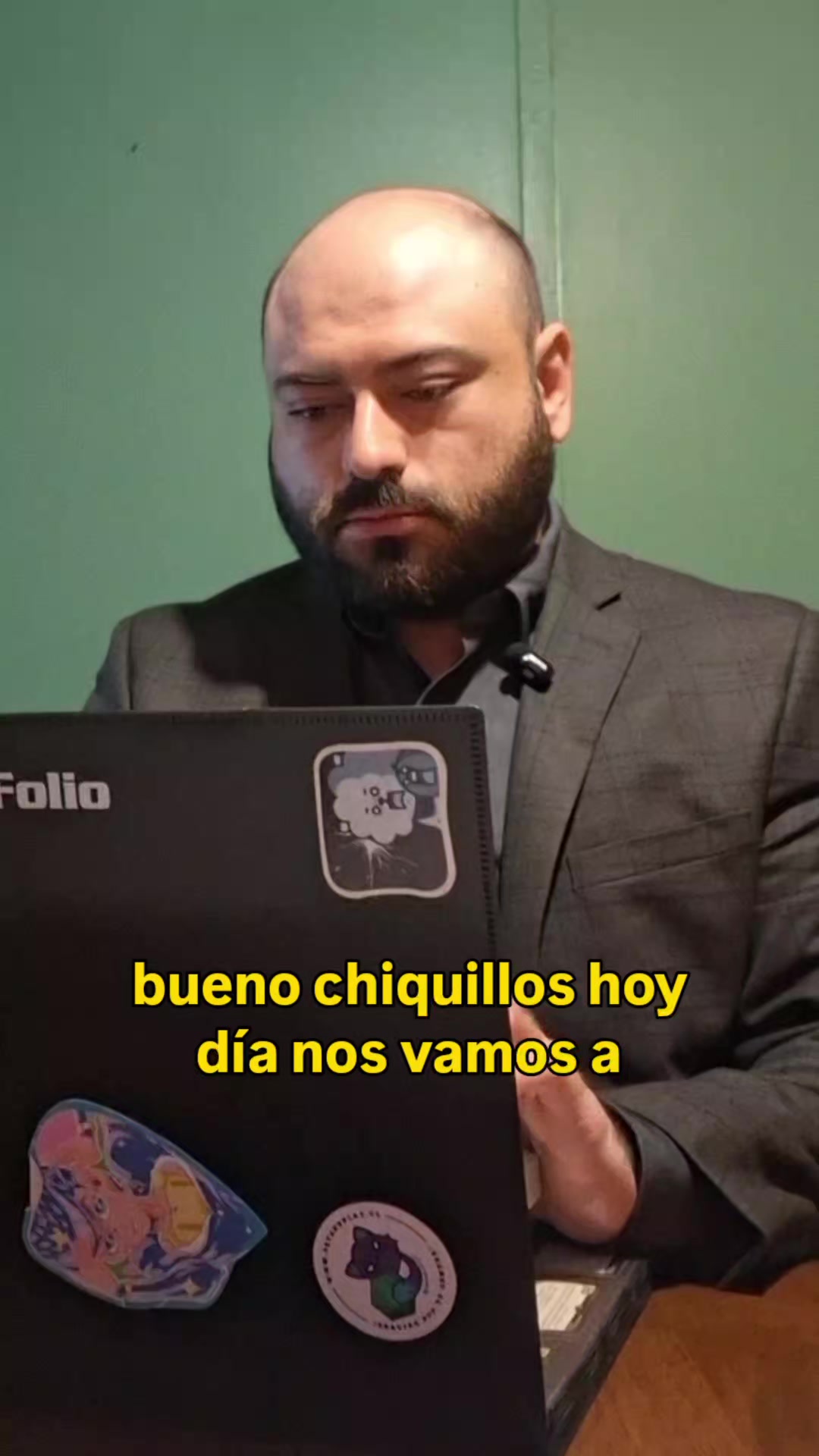 @ahorathomas