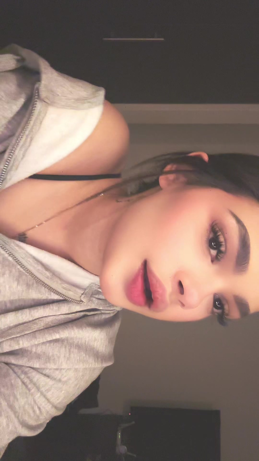 @danae_mendo