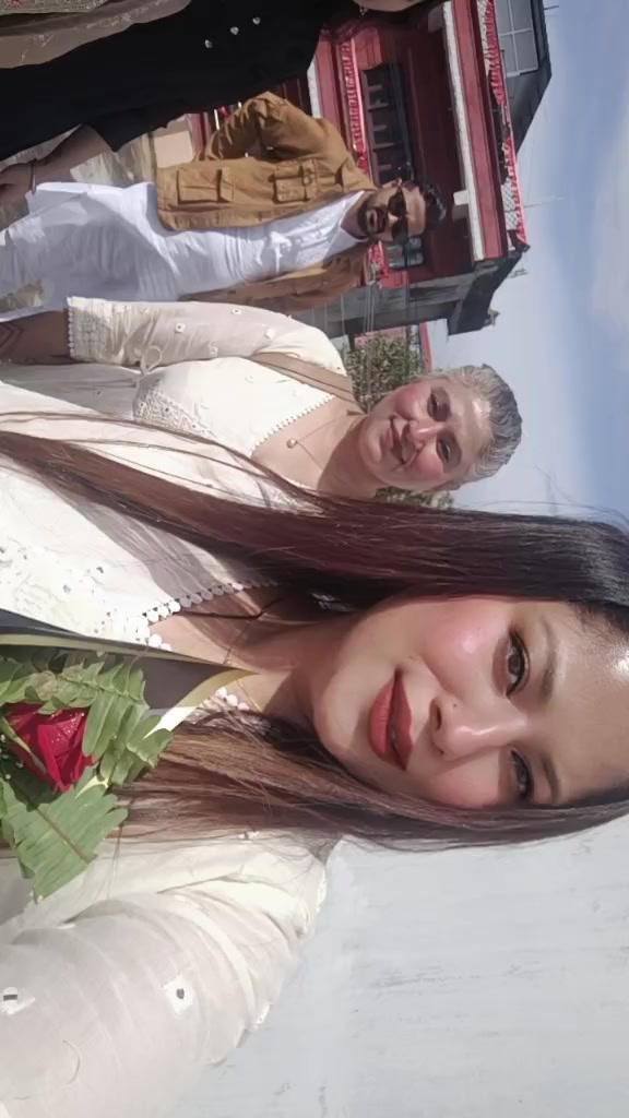 @Mahenoor Hoorain