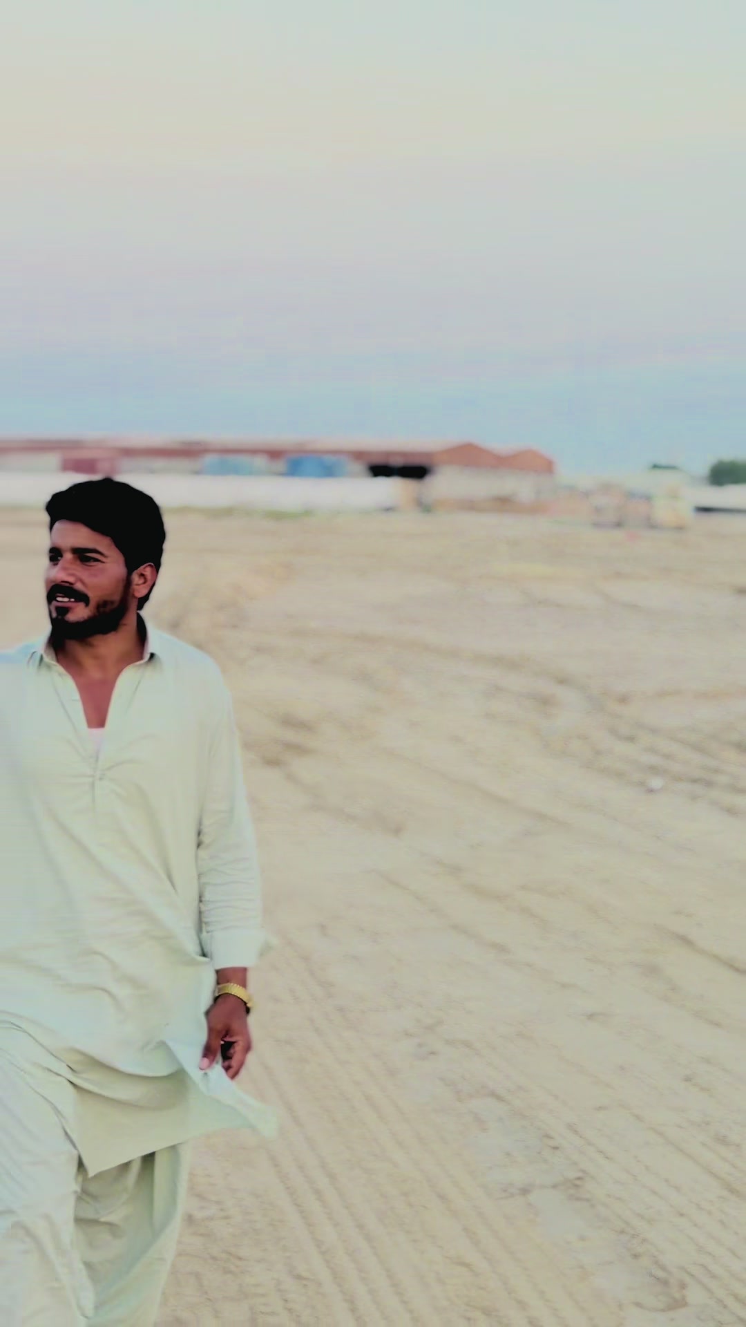 @★彡[ʏᴏᴜɴɪꜱ Dubai 🇦🇪🇵🇰]彡★