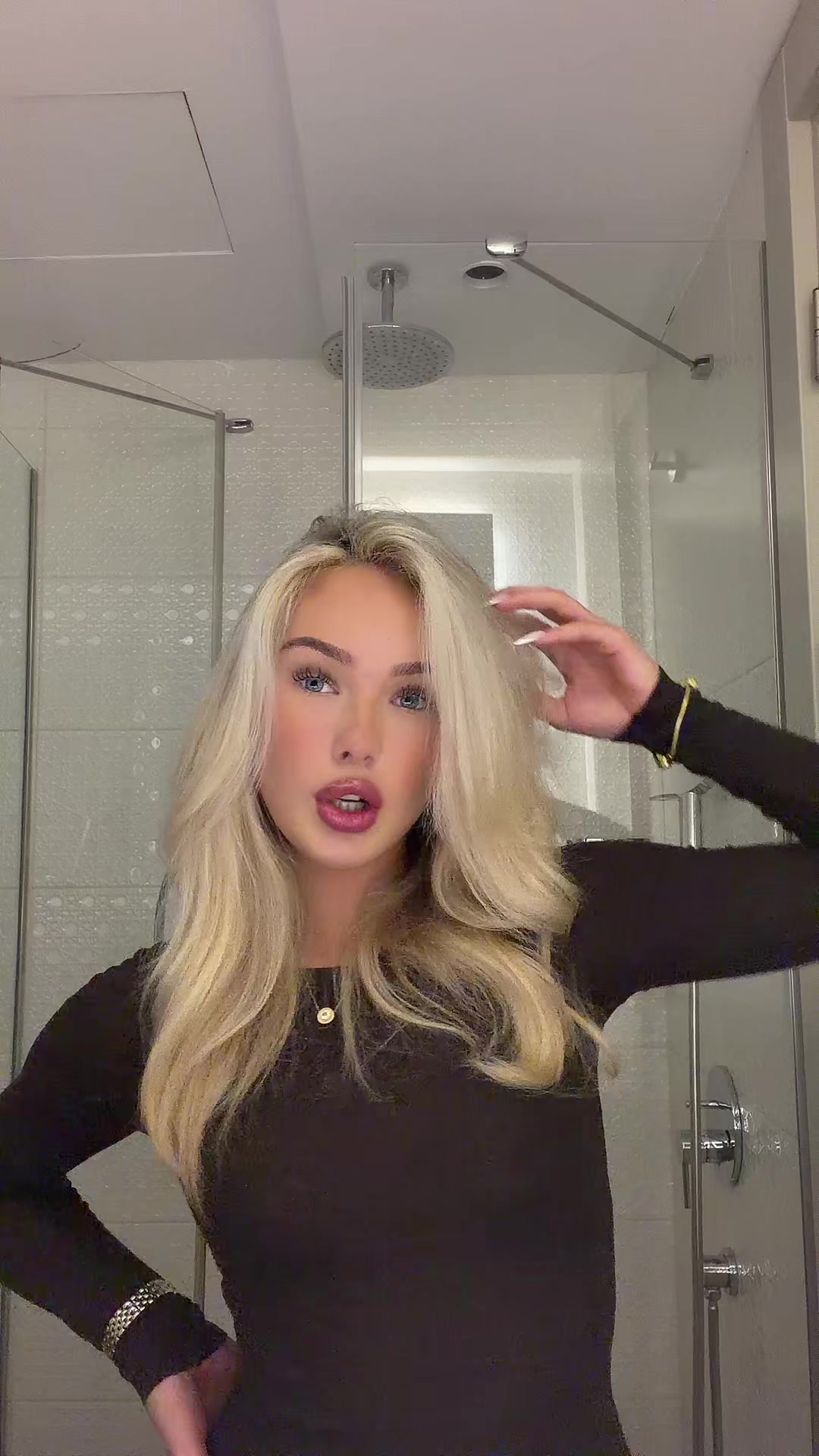 @_jillianvivienne