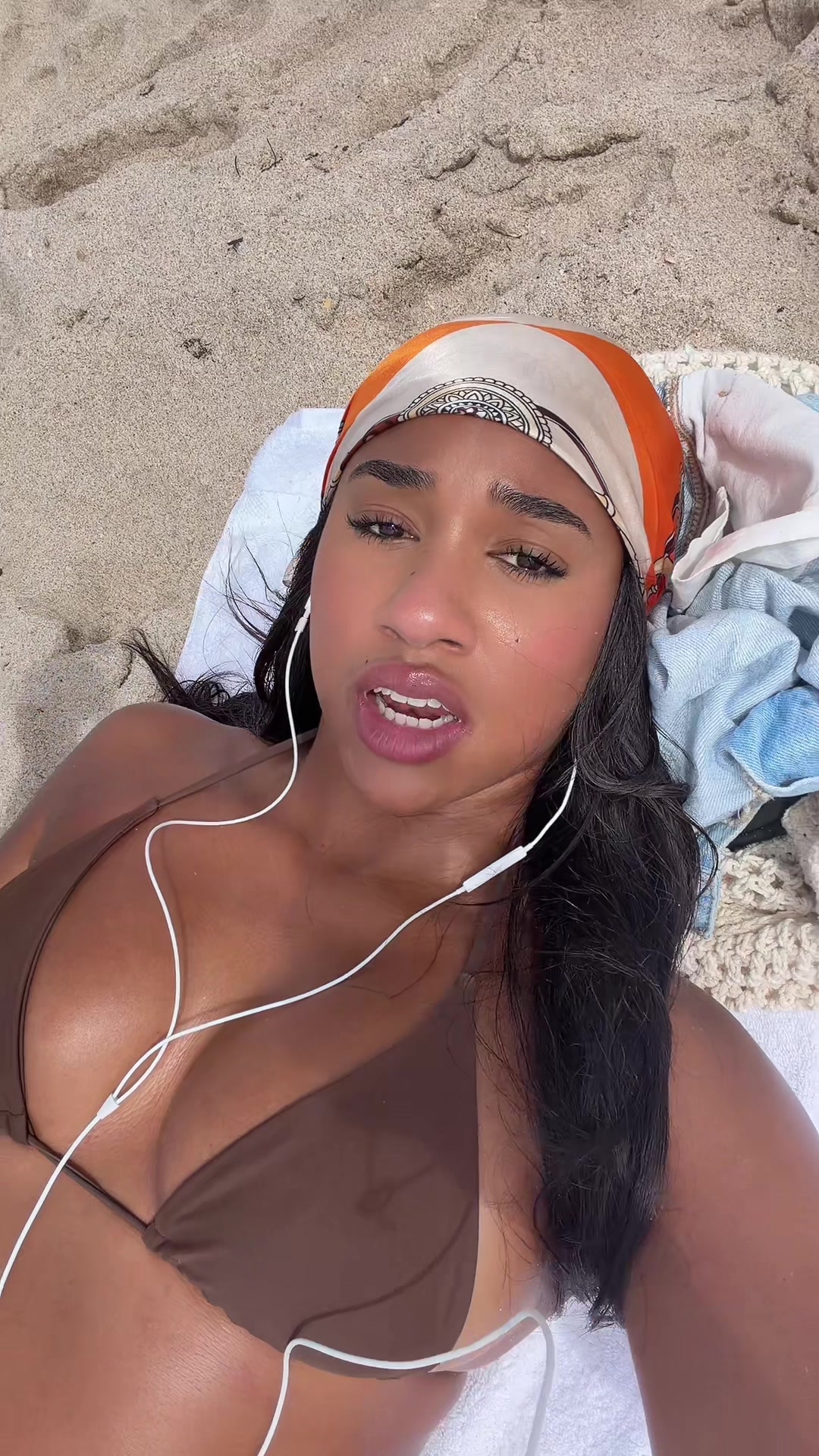 @Alani Simone