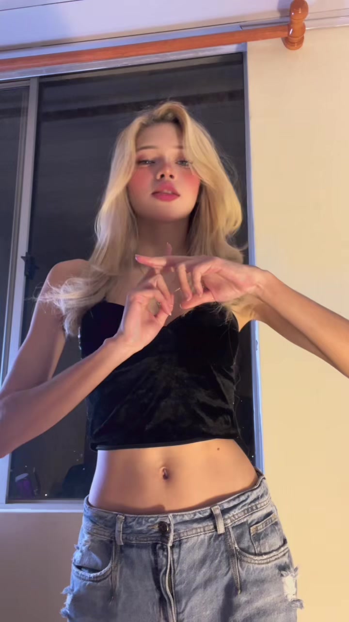 @Yuli🦋