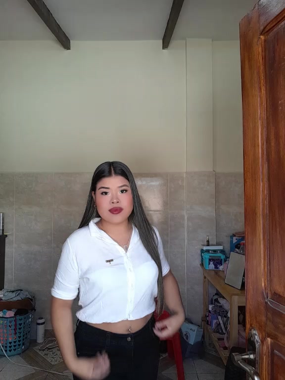 @♡𝓒𝓪𝓻𝓵𝓲𝓽𝓪 ♡🦩