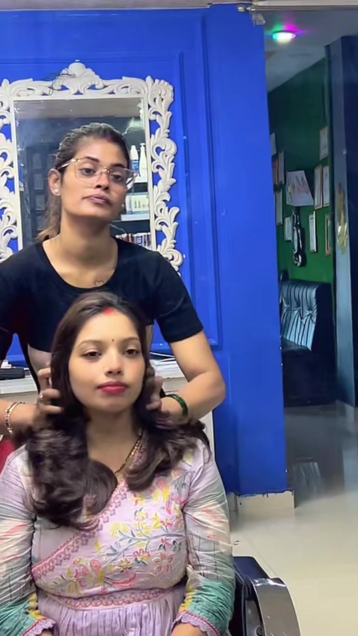 @Roshani beauty salon