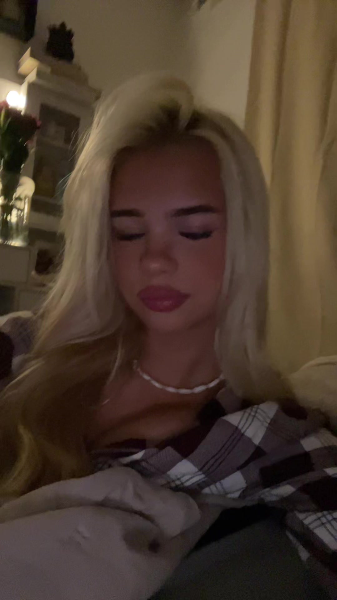 @💎𝐌𝐈𝐊𝐀 𝐁𝐑𝐎𝐎𝐊𝐒💎