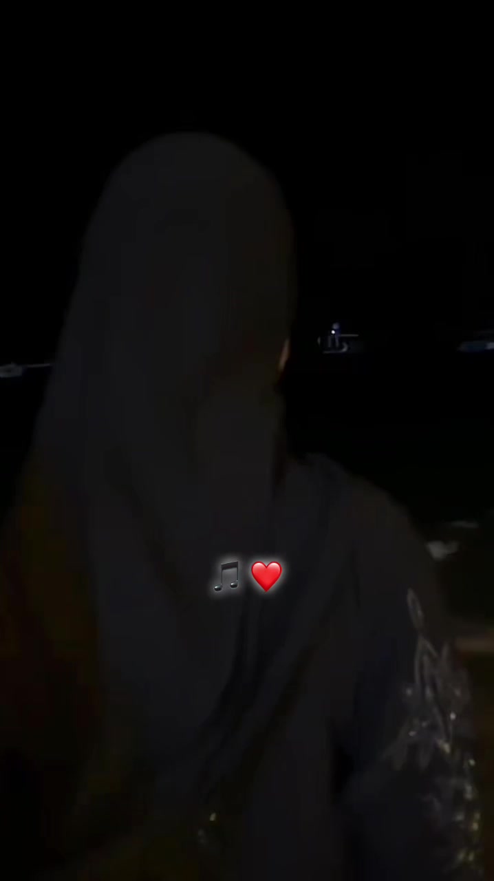 @Alone .gril🖤