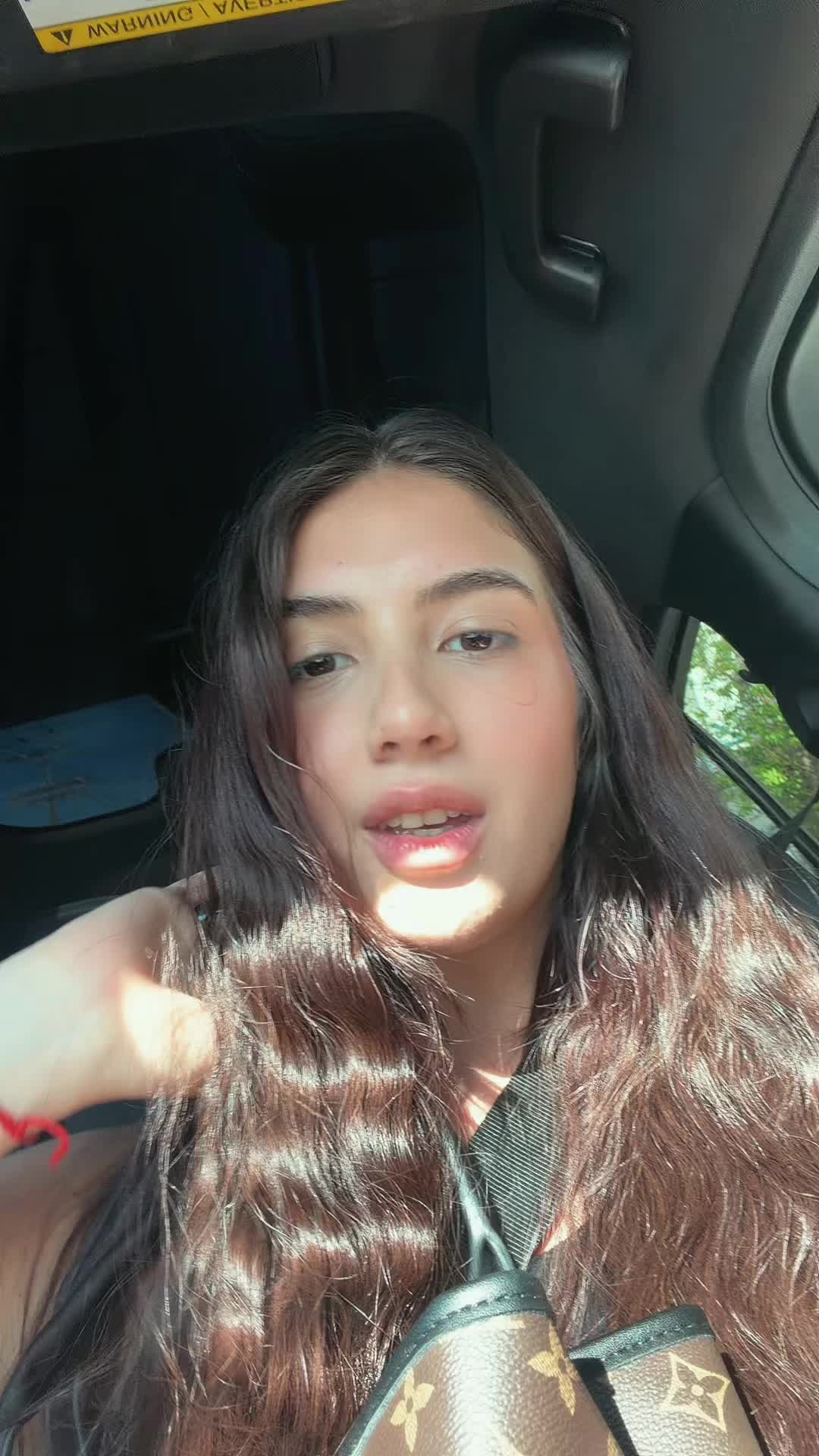 @guii