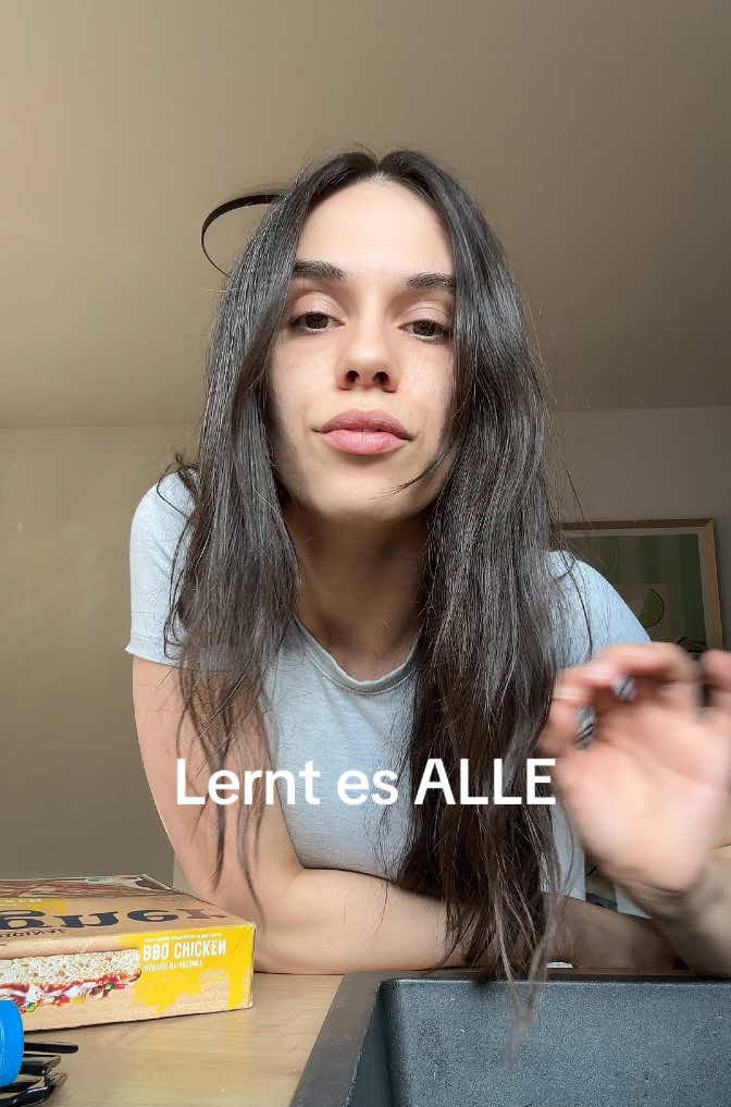@Prilly🦋