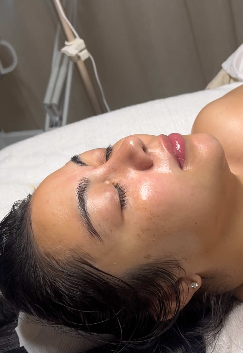 @The Facial Chemist