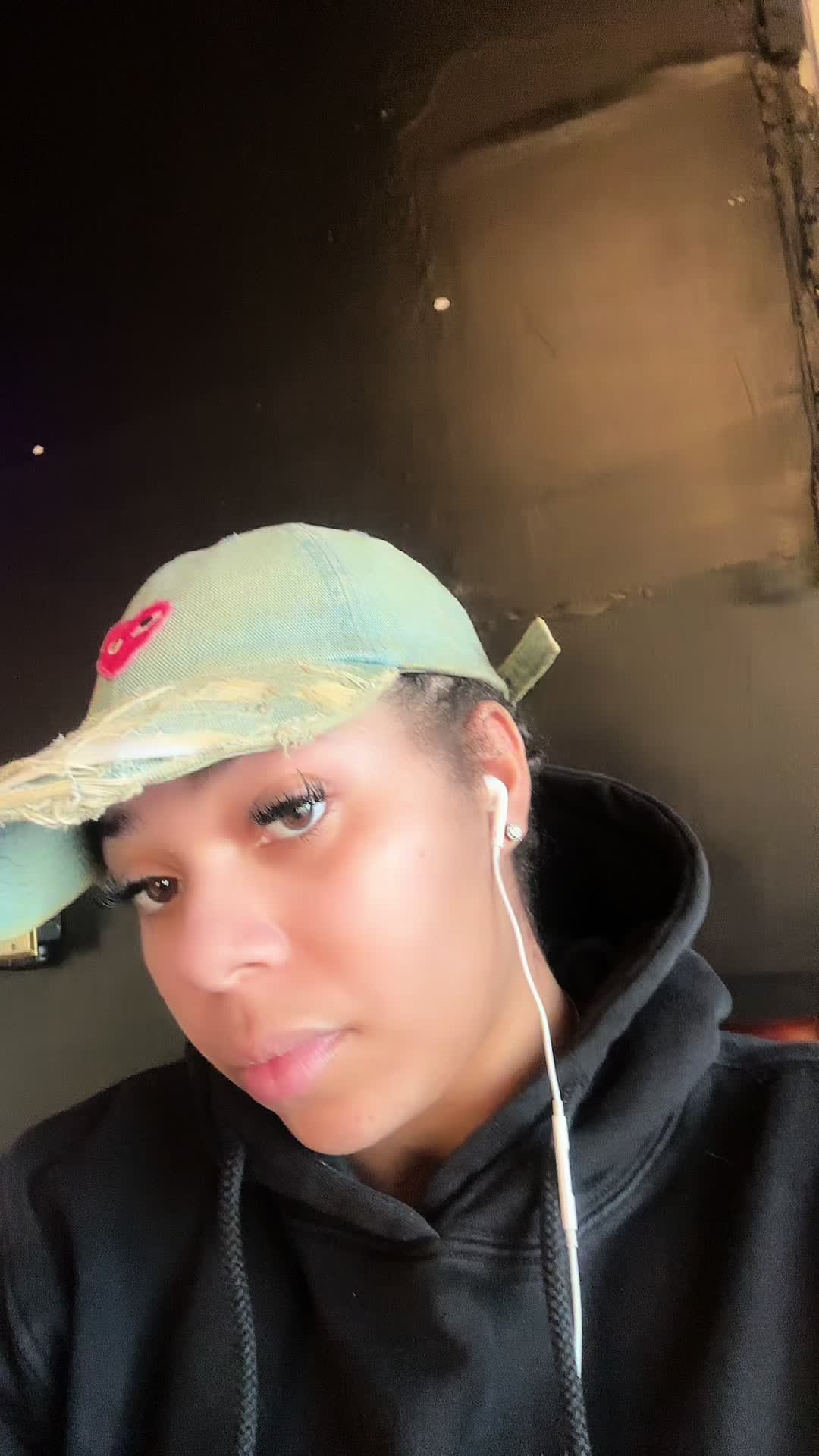 @_Sadelingg