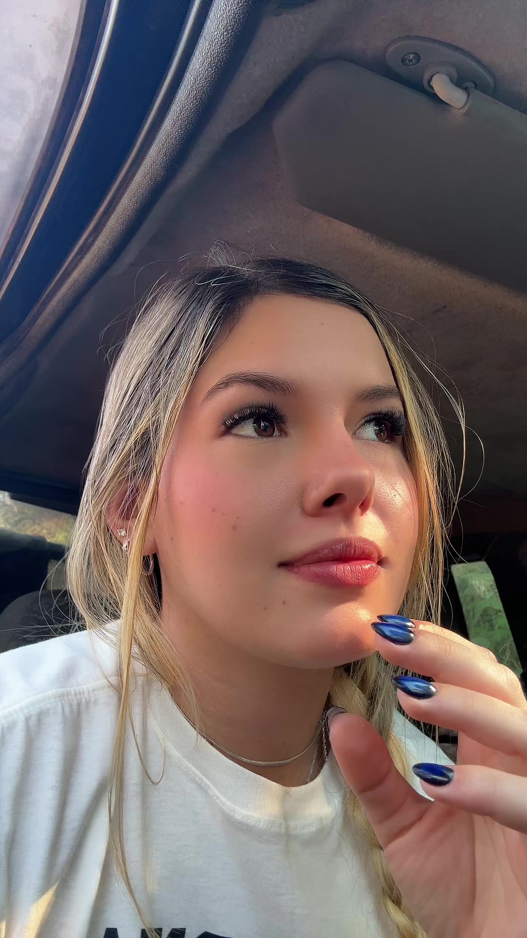 @Laura🪞