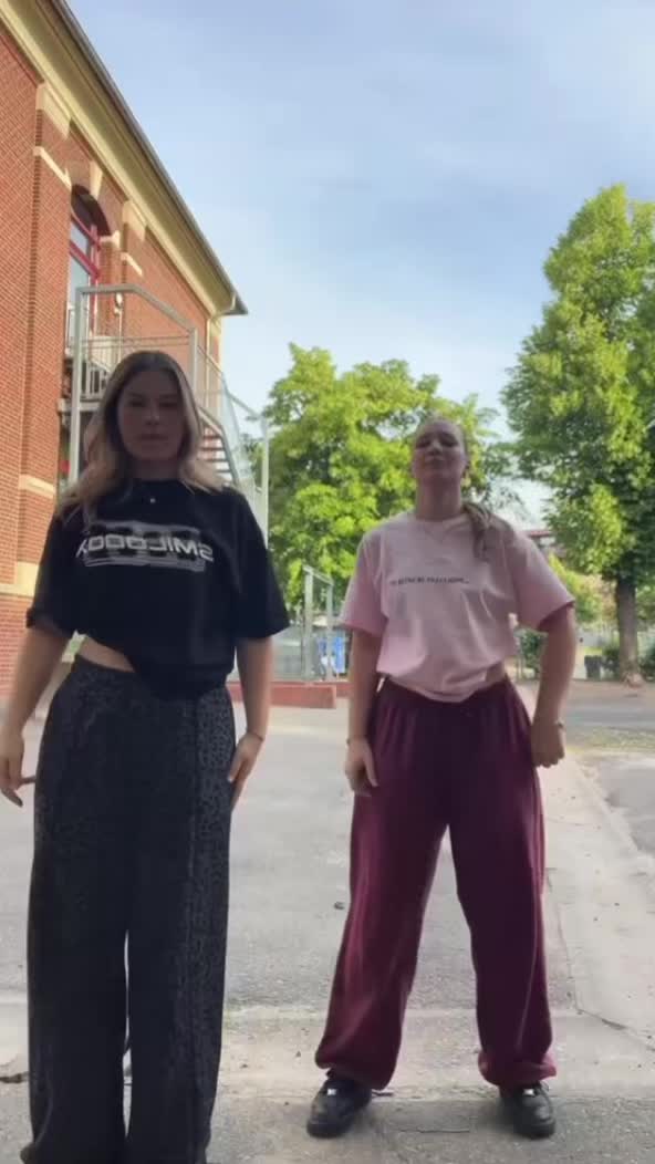 @sarah 🎧