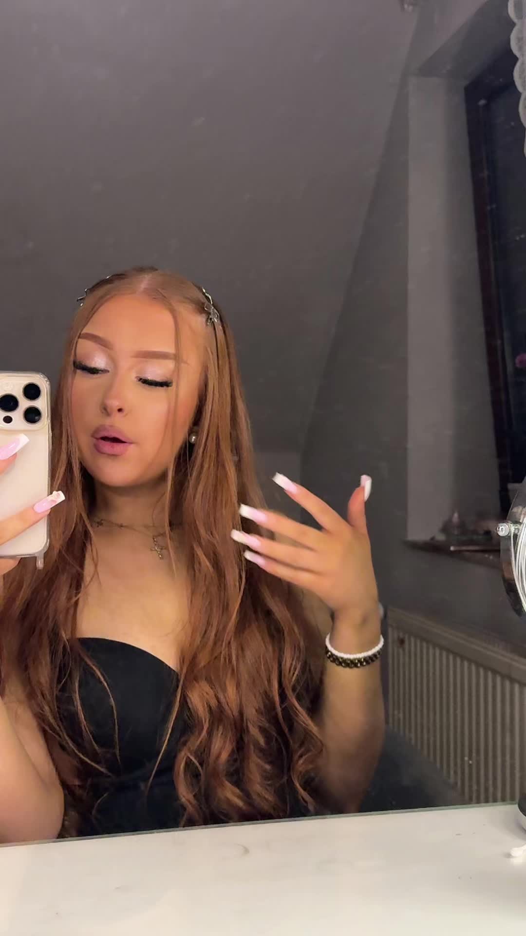 @𝐄𝐯𝐞𝐥𝐲𝐧 👩🏼&zwj;🦰