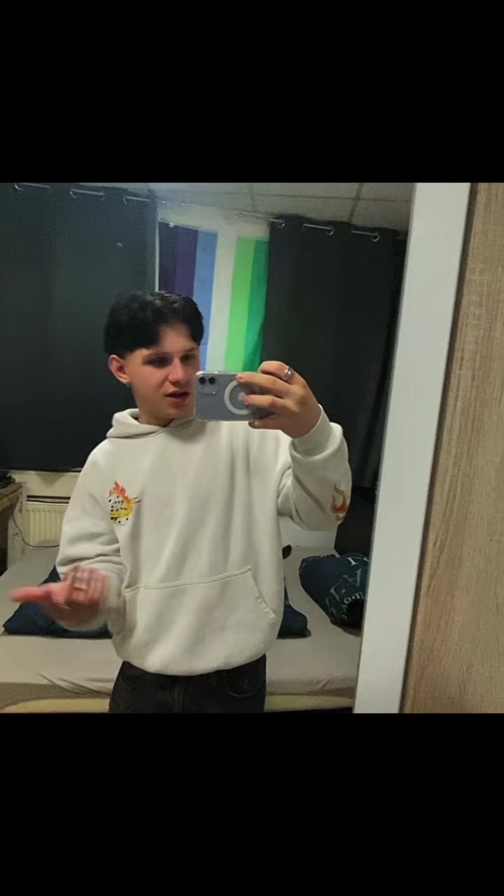 @Джеймі