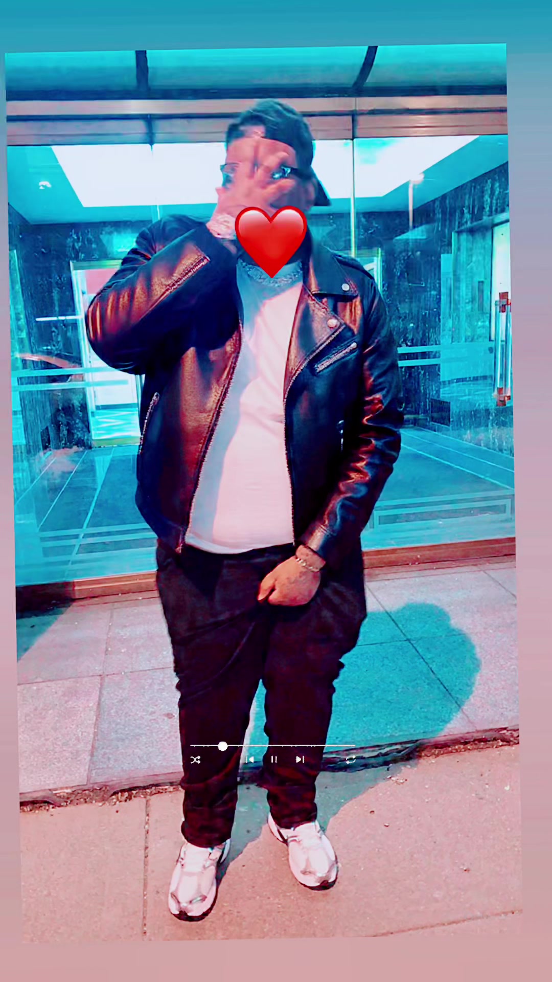 @BIG HANDSOME🧸