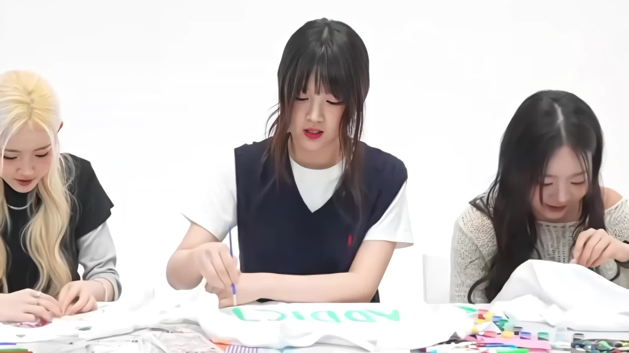 @yoonji