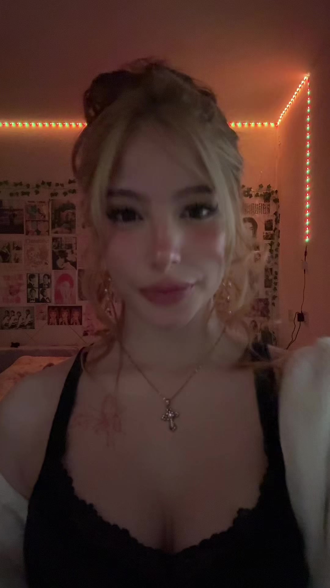 @thay⋆ ✩˚。⋆