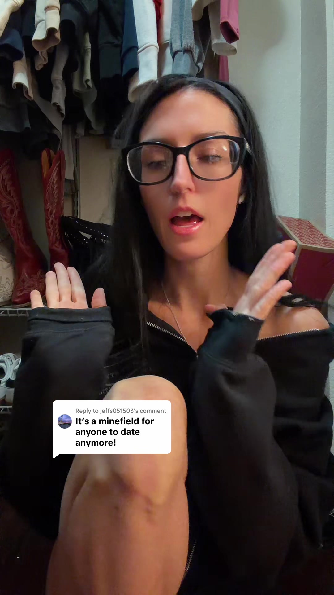 @Lindsay Marie 🖤⚡️