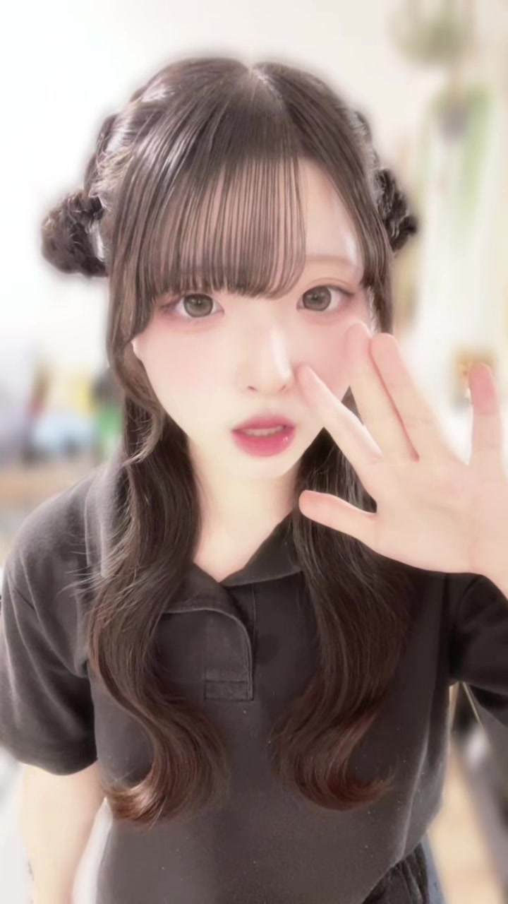 @ゆりな