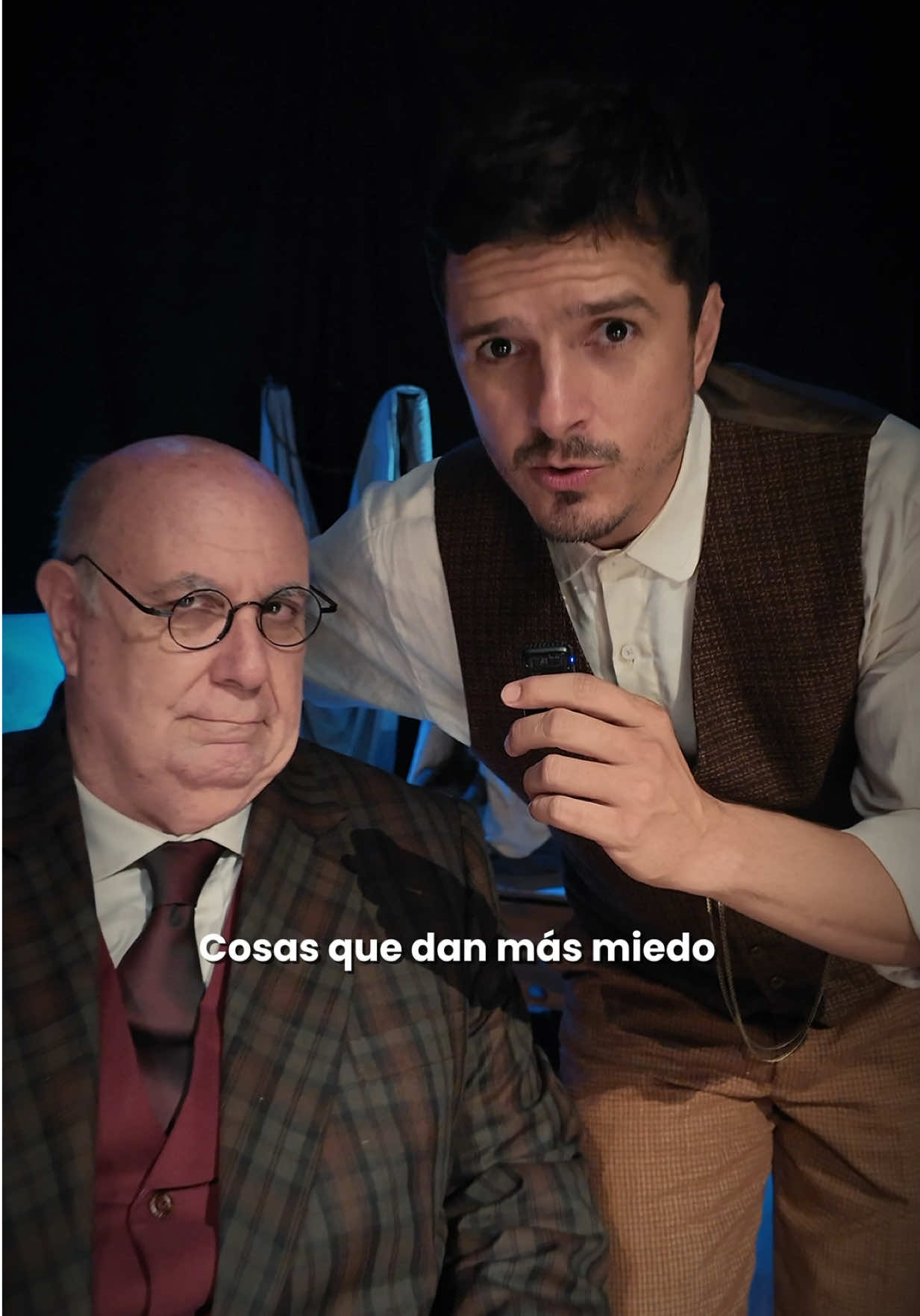 @Británico