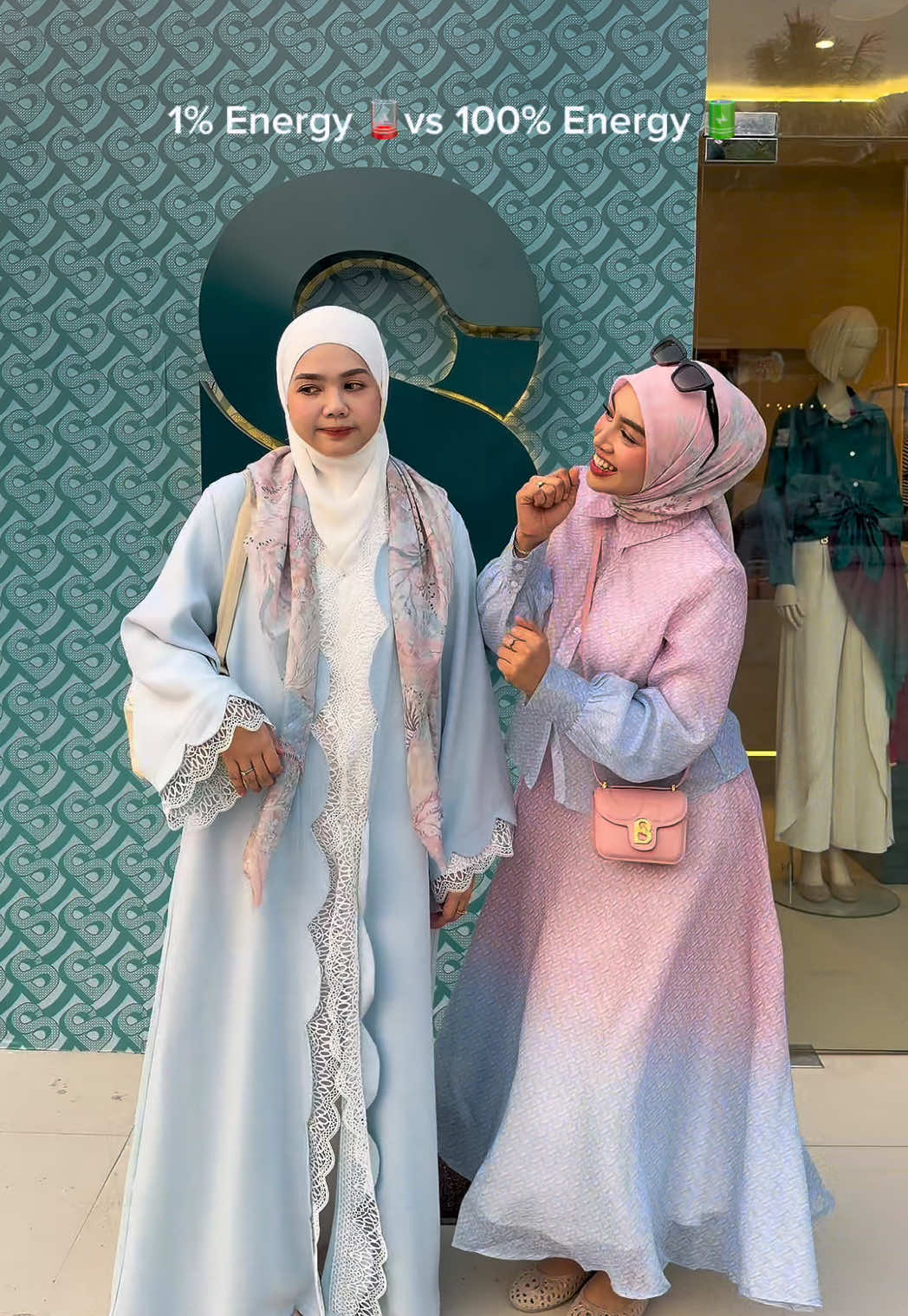 @Buttonscarves