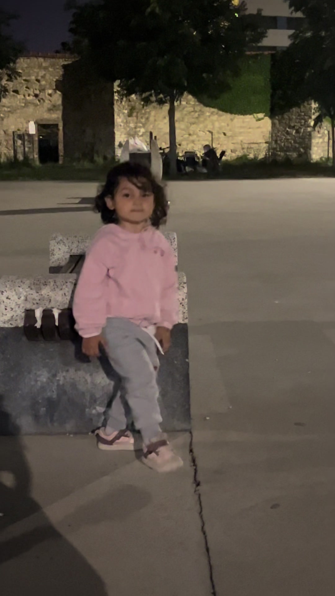 @Ece Sel&ccedil;uk Akıncı