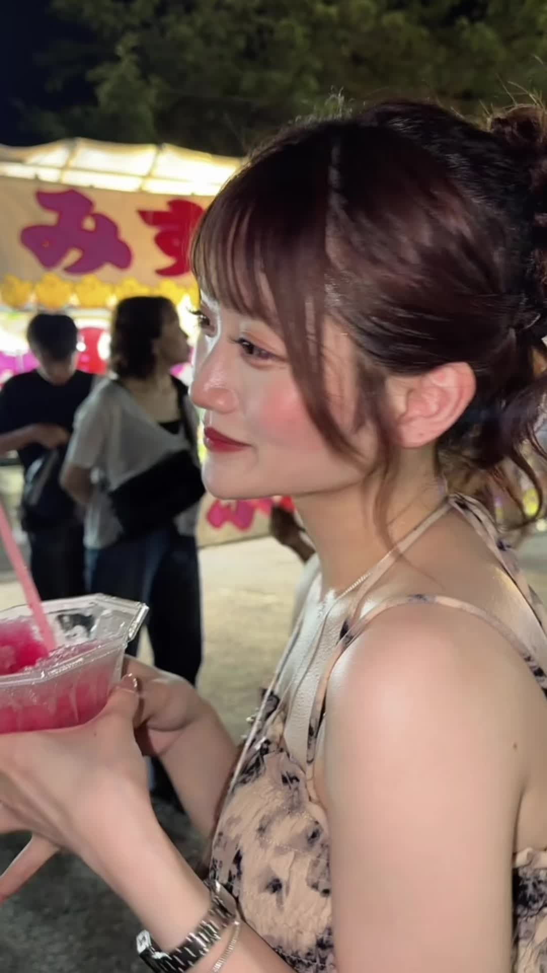 @ねむ