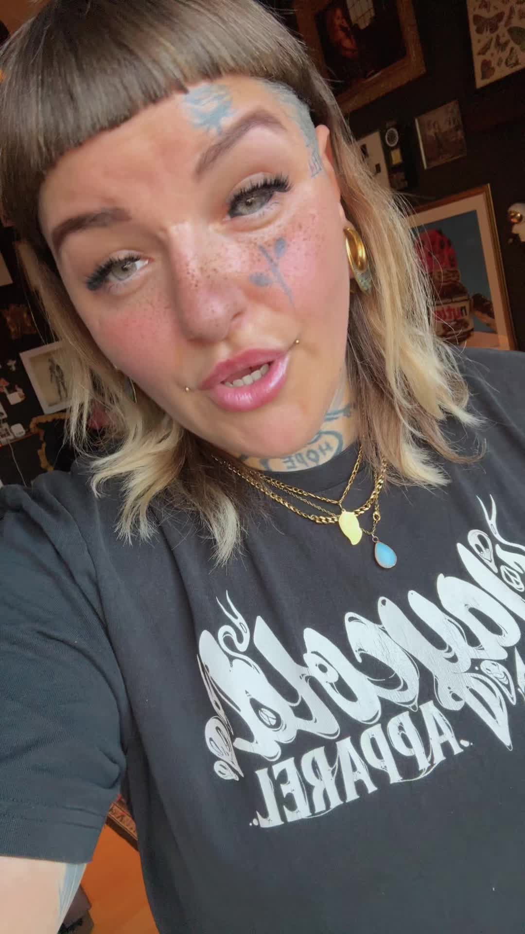 @inksane_annii