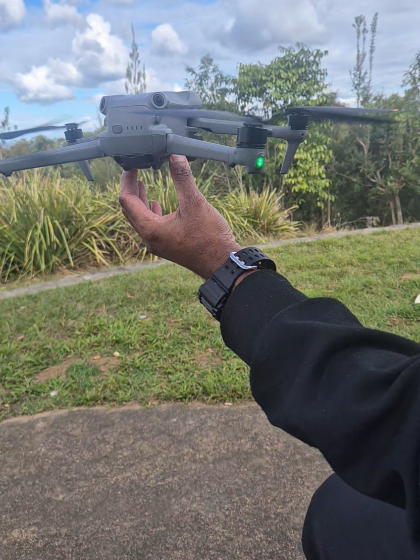 @Juicydrones