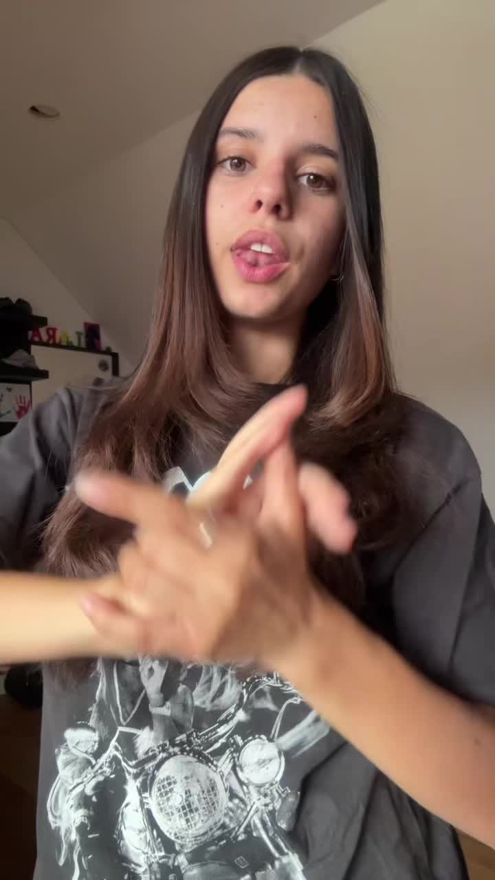 @Larinha🇵🇹