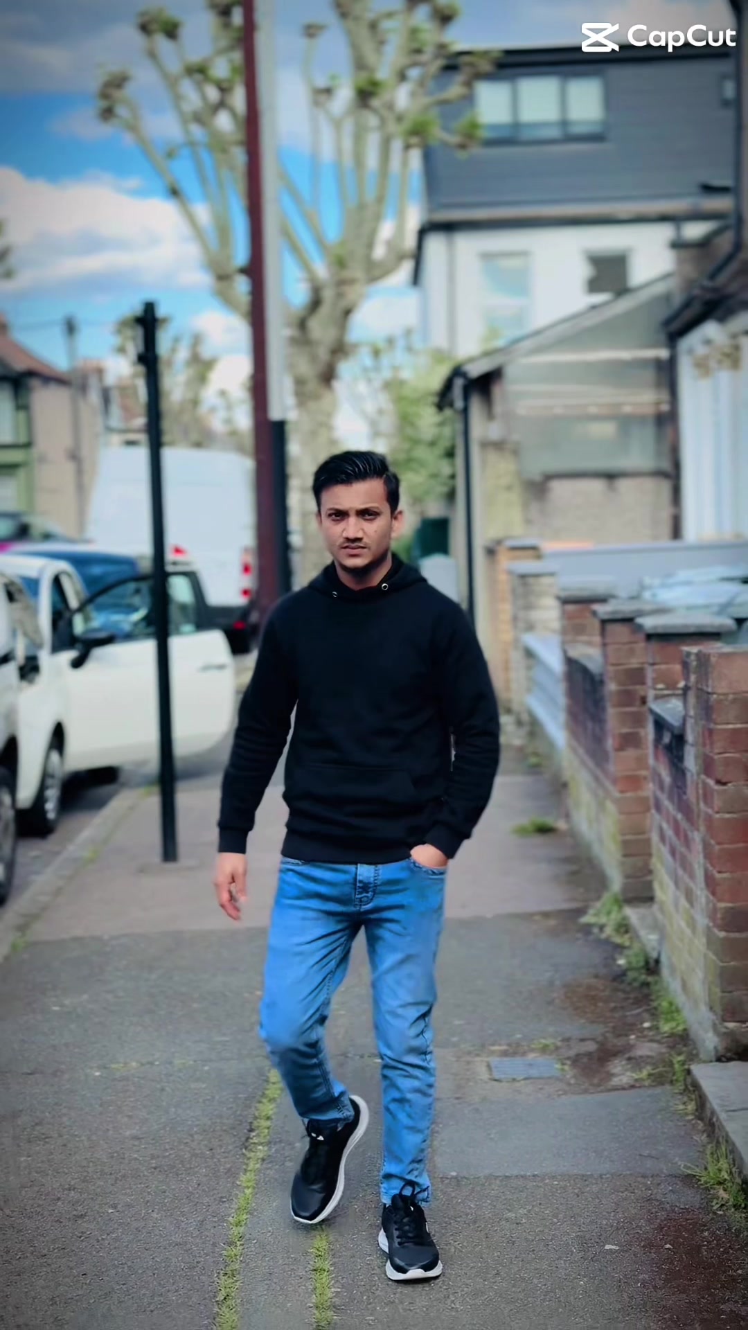 @𝗥𝗔 𝗠𝗔𝗠𝗨𝗡 🇬🇧