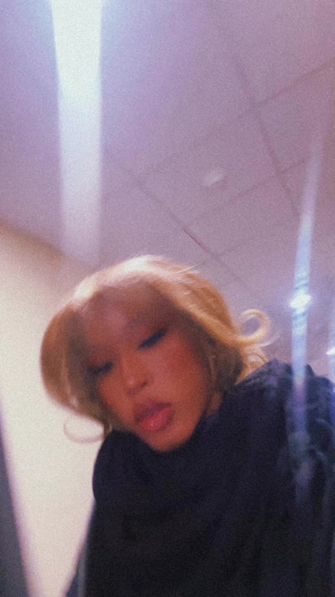 @Tee 🤍