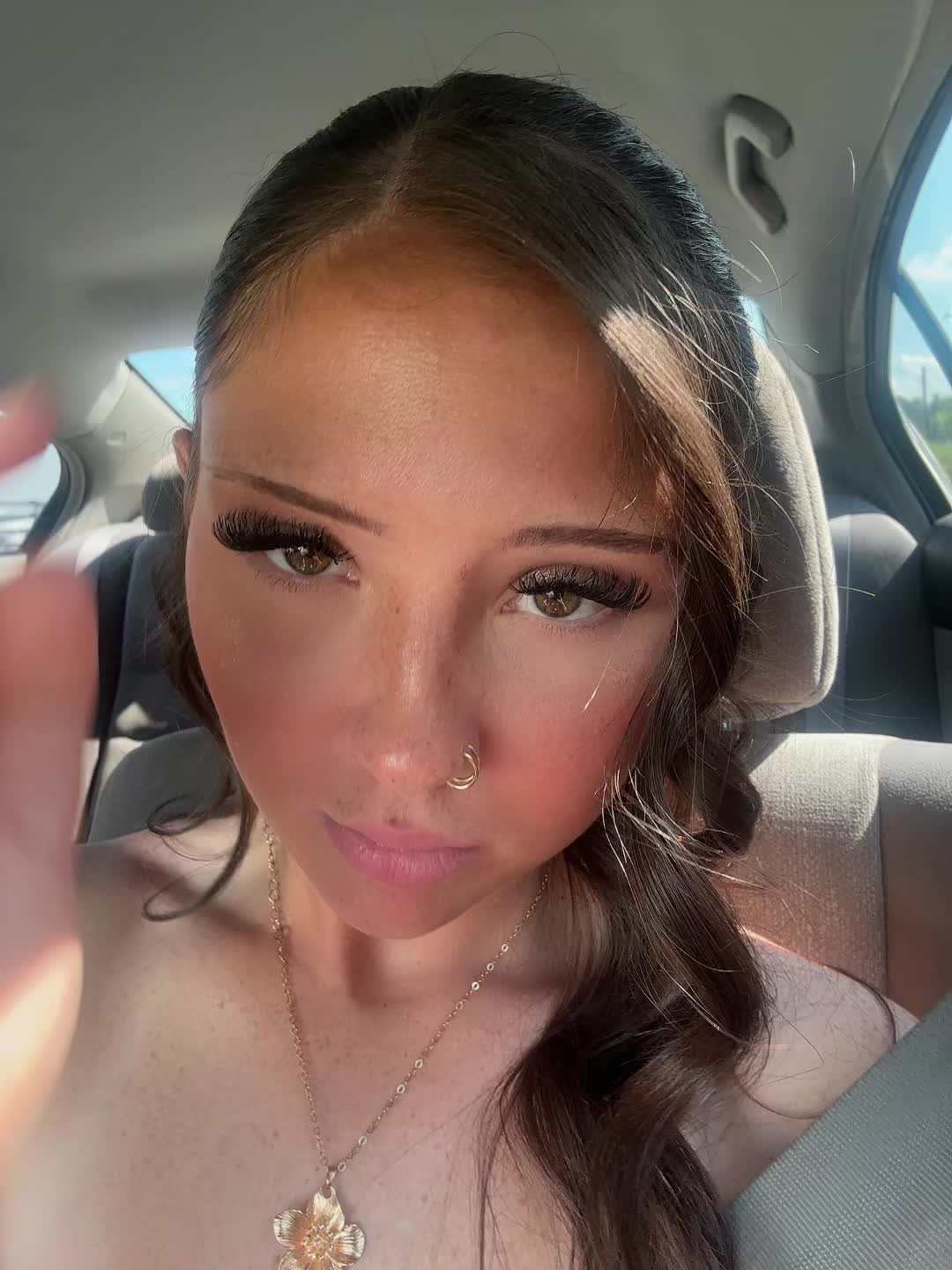 @&yen;