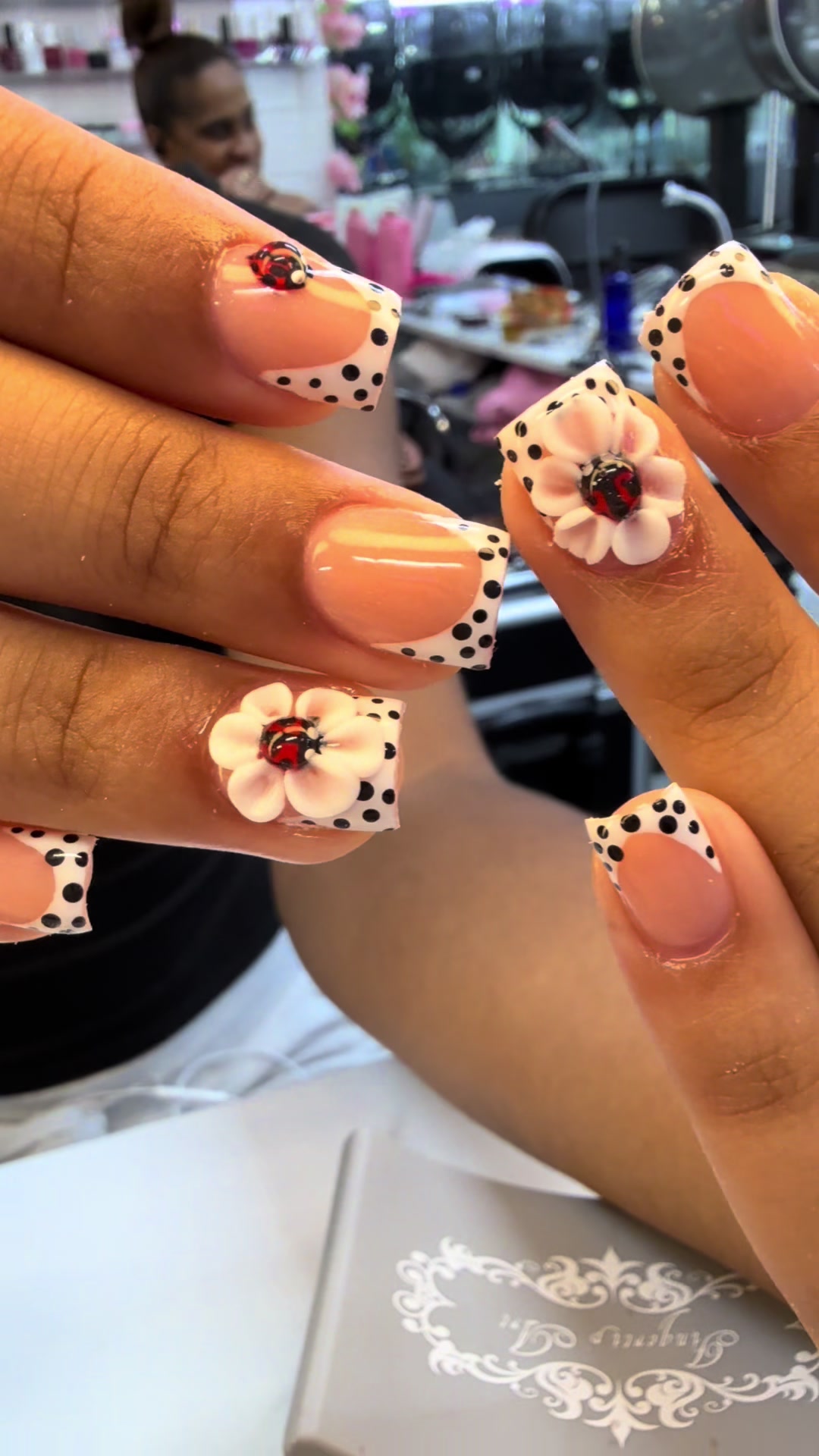 @ada_nails