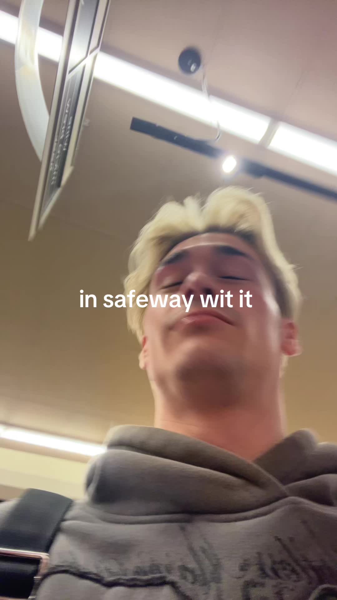 @KAM✨
