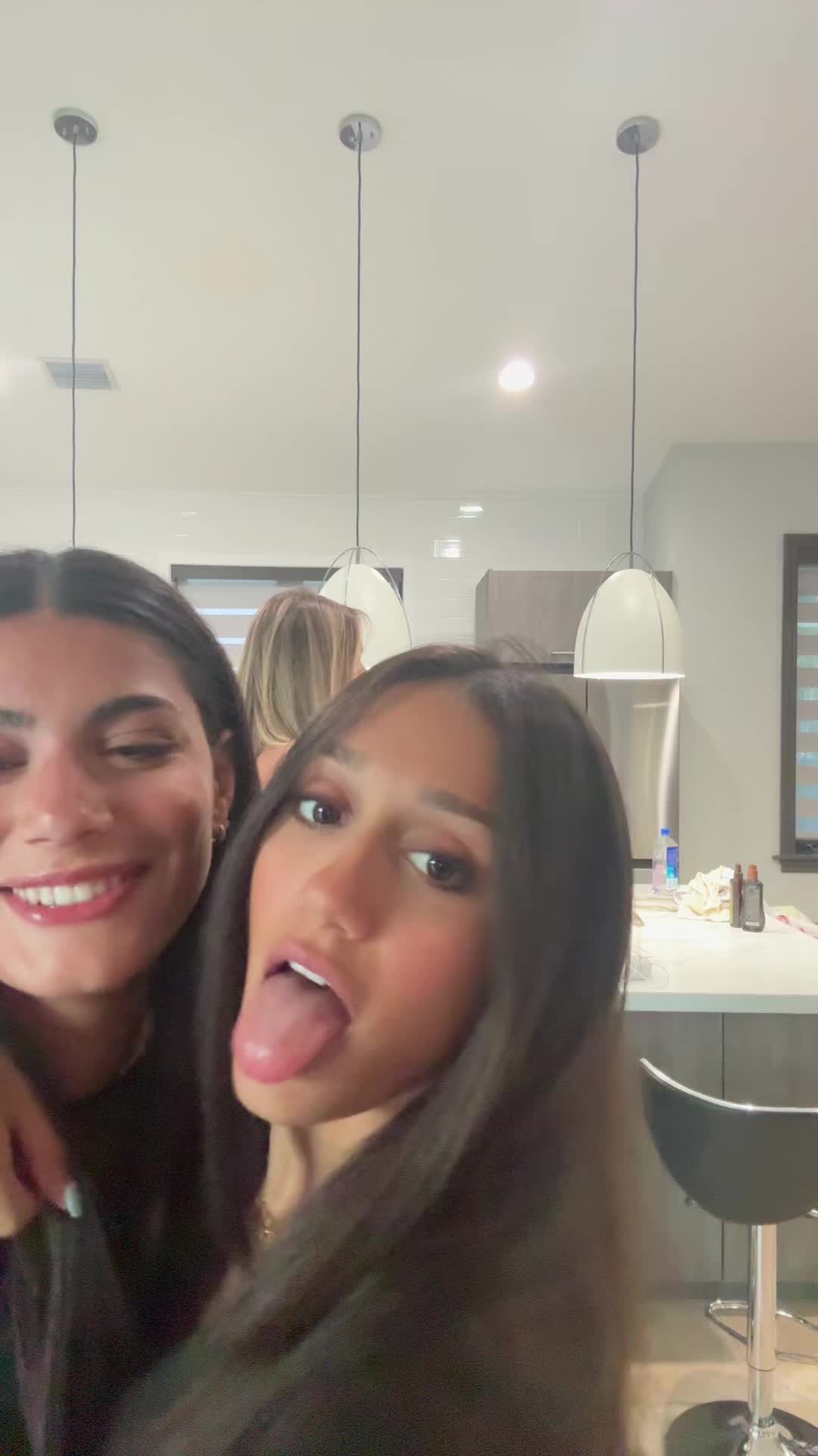 @g