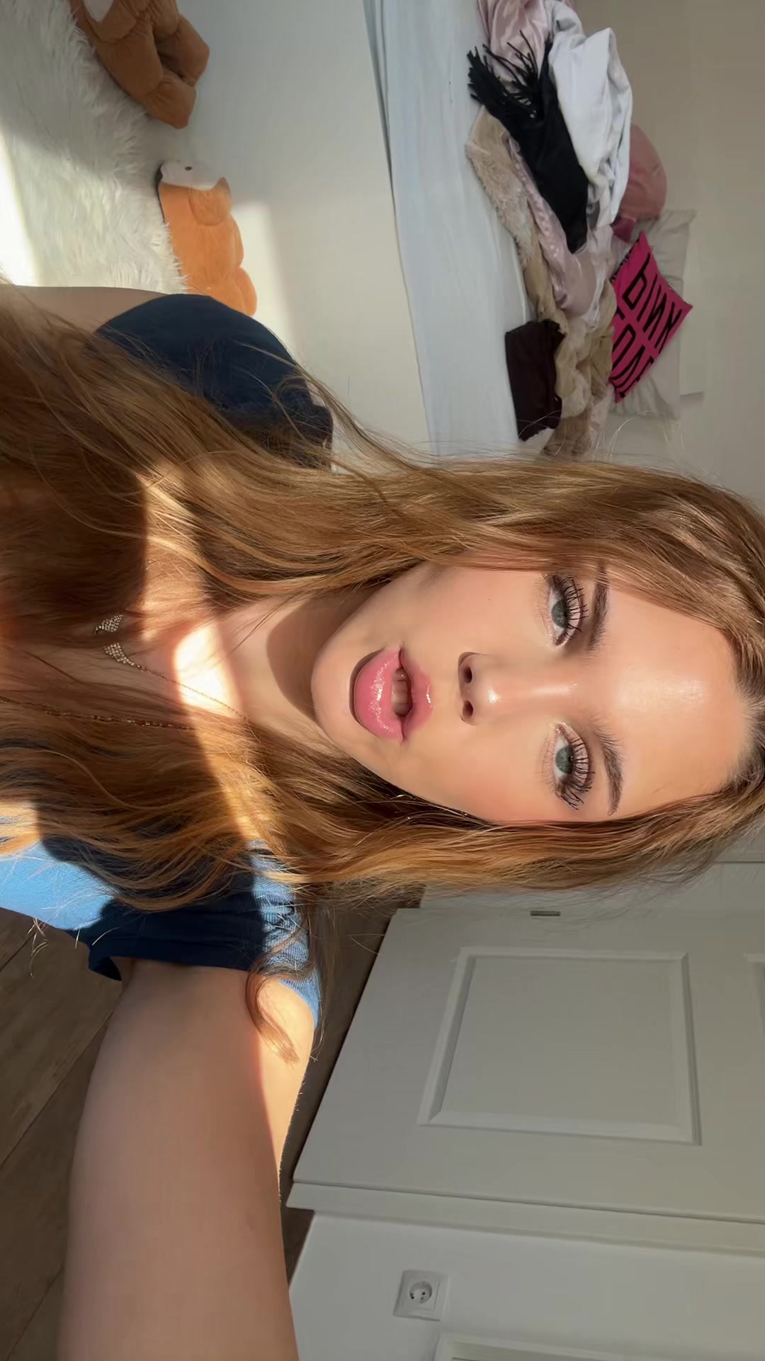 @Ella😚