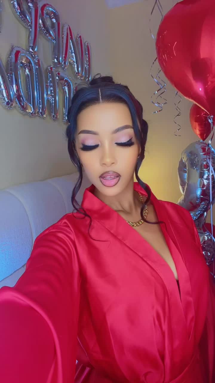 @Miss_Ryne💕