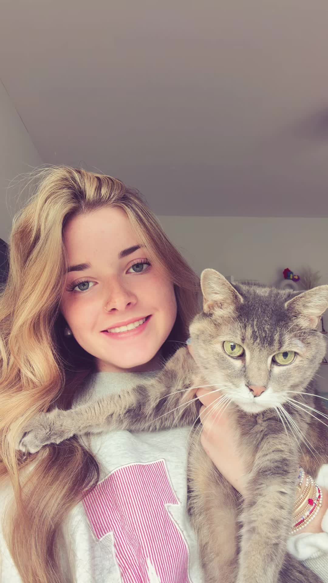 @hammy_spammy__