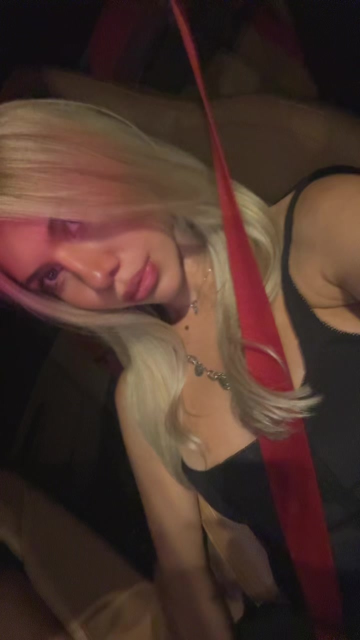 @zlukablondie