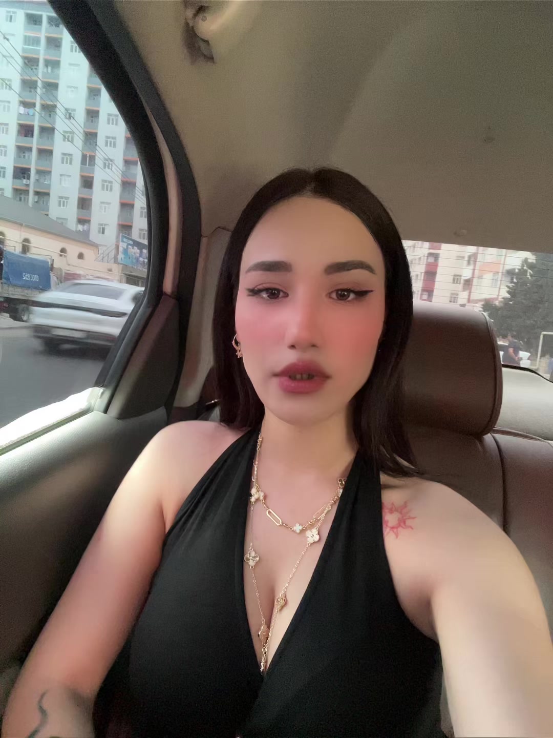 @𝑨𝒚𝒍𝒊𝒏𝟕𝟕𝟕