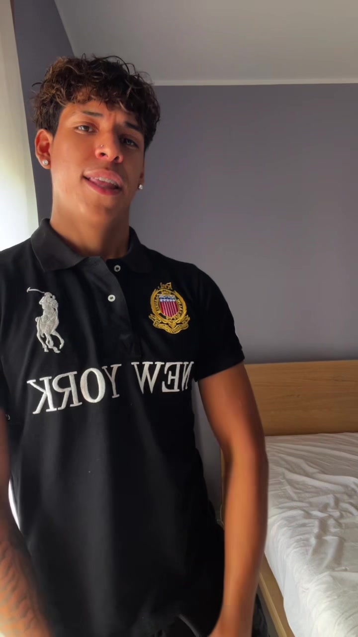 @Crh1_